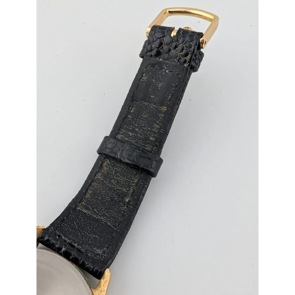 Q&Q Watch‎ Men 32mm Gold Case Black Leather Band- New Battery